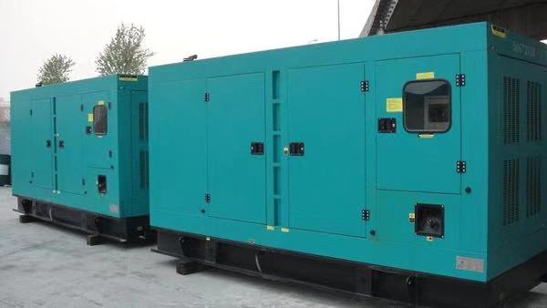 雷波康明斯400kw大型柴油二手发电机组