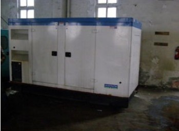 雷波康明斯150kw大型柴油二手发电机组